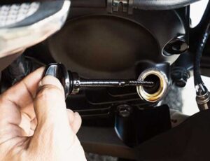 Resiko Terlambat Ganti Oli Motor