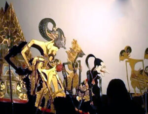 hiburan tradisional yang masih bertahan
