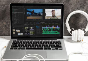 laptop untuk editing video dan desain grafis