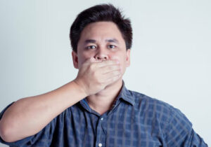 Diam Bukan Berarti Lemah